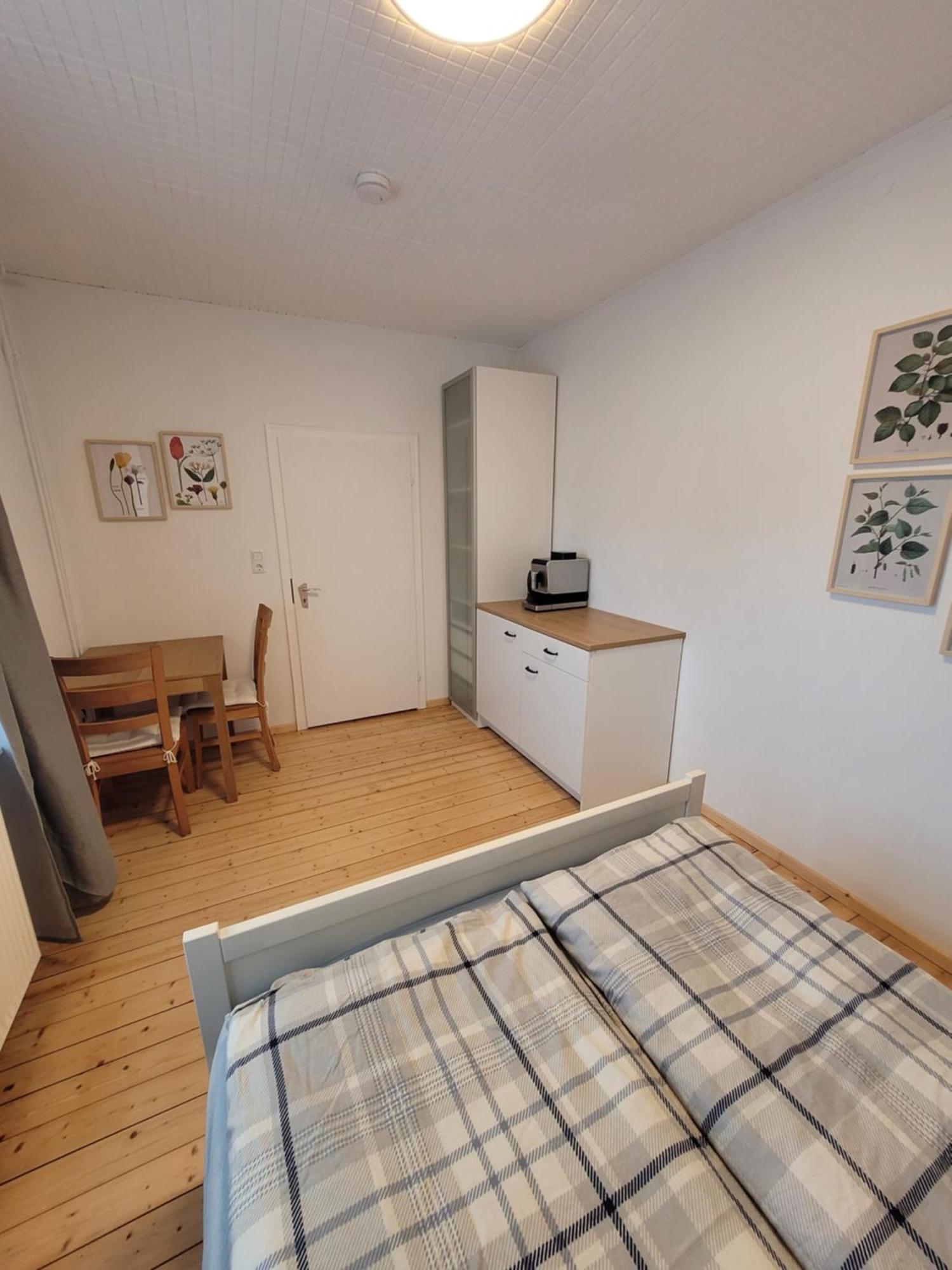 Ruhige, Kleine Unterkunft In Weyhe, Naehe Bremen Eksteriør billede